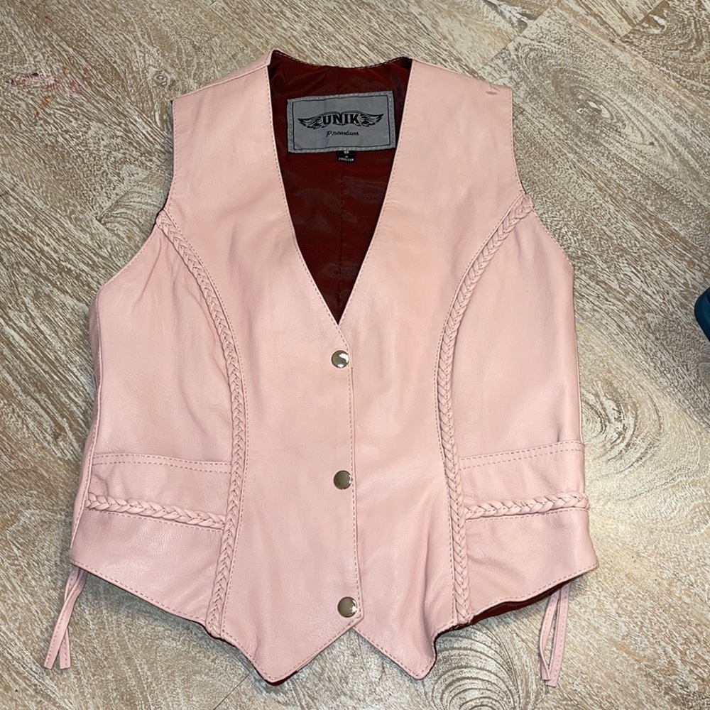 UNIK • Women's Pink Leather Vest